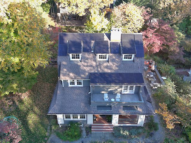 12 Southlawn Ave