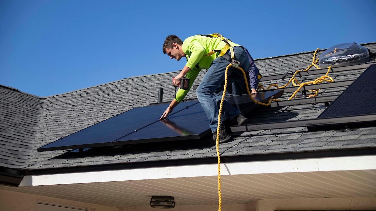How Long Does It Take to Install Solar Panels?